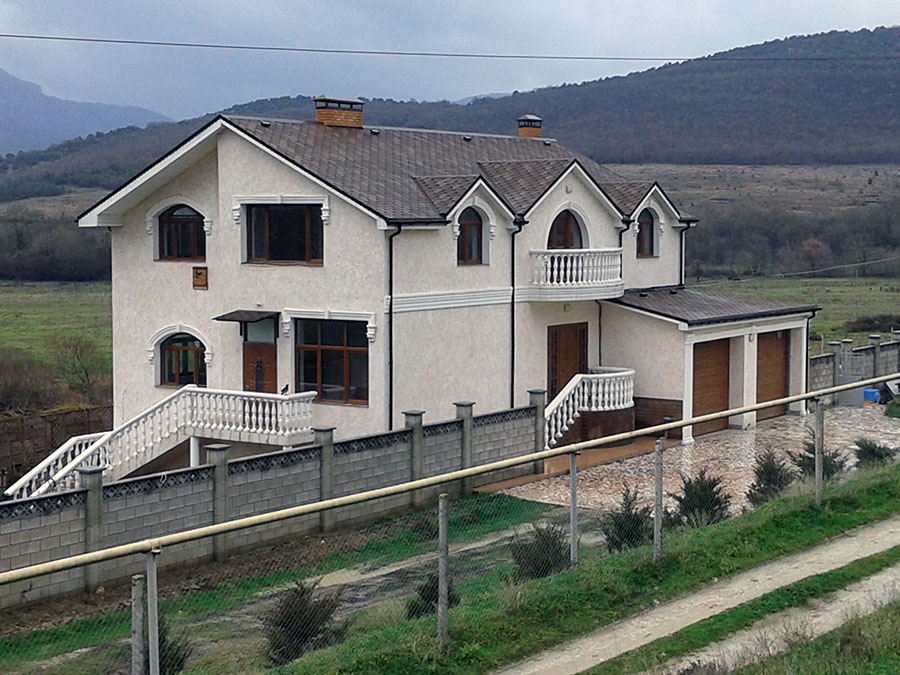 Остекление частного дома в Севастополе